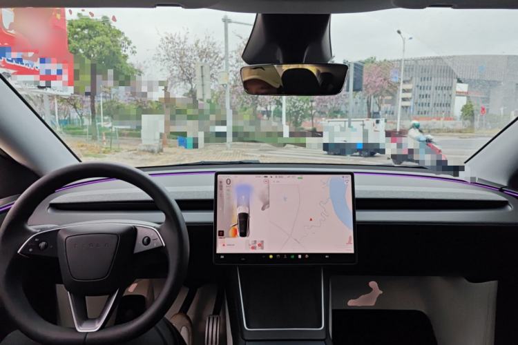 Used Tesla Model Y 2025 Rear-Wheel-Drive Version
