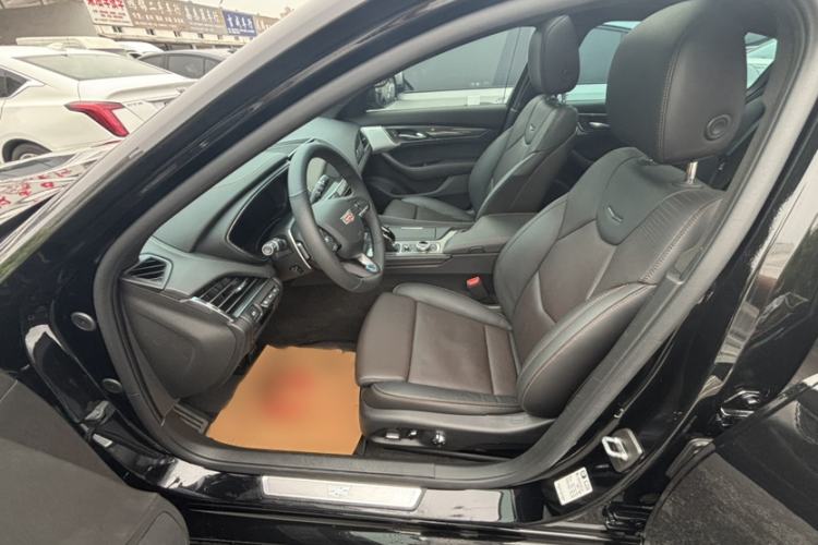 Used Cadillac CT5 2022 28T Platinum Edition Interior 1