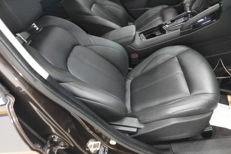 Used Dongfeng Aeolus AX7 2018 Classic 1.4T Automatic Elite Model