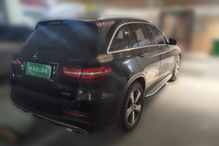 Used Mercedes-Benz GLC 2017 GLC 260 4MATIC Luxury Model
