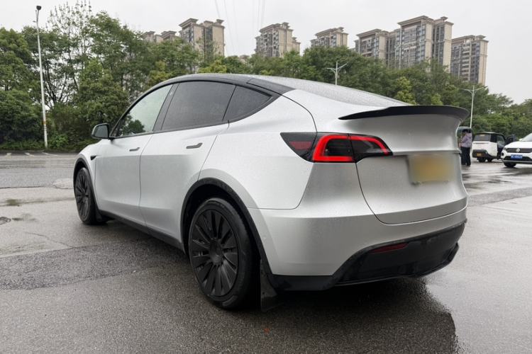 Used Tesla Model Y 2022 Rear-Wheel-Drive Version