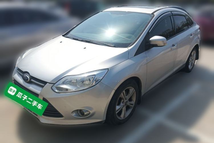 Used Ford Focus 2012 Sedan 1.6L Automatic Fashion Edition
