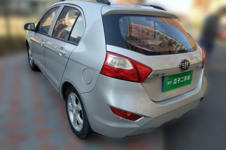 Used FAW Xiali N7 2013 1.3L Manual Luxury Model
