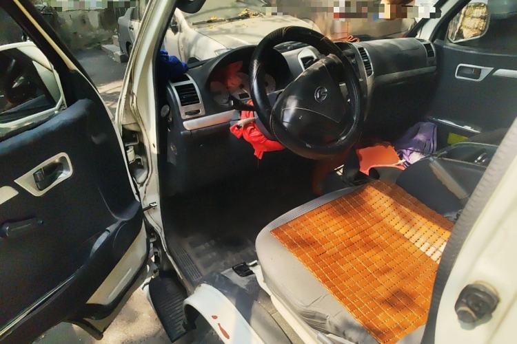 Used King Long Golden Way 2012 2.0L Dual-Purpose Short-Wheelbase 4G21B