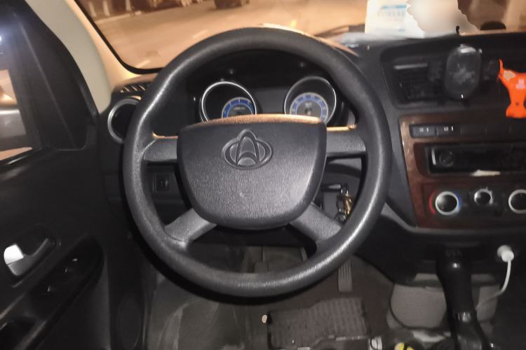 Used CHANGAN KAICHENG Ruixing M60 2019 1.5L Standard Version China VI Emission Standard 5/6 Seats DAM15KR
