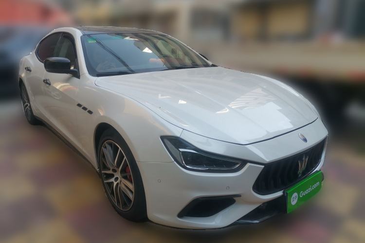 Used Maserati Ghibli 2014 3.0T Standard Edition Front Right 45 Deg