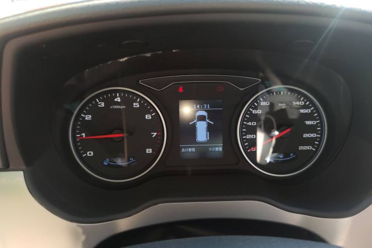 Used JAC Refine M4 2021 2.0L Manual Comfort Edition