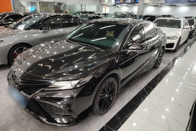 Used Toyota Camry 2022 2.0S Knight Edition