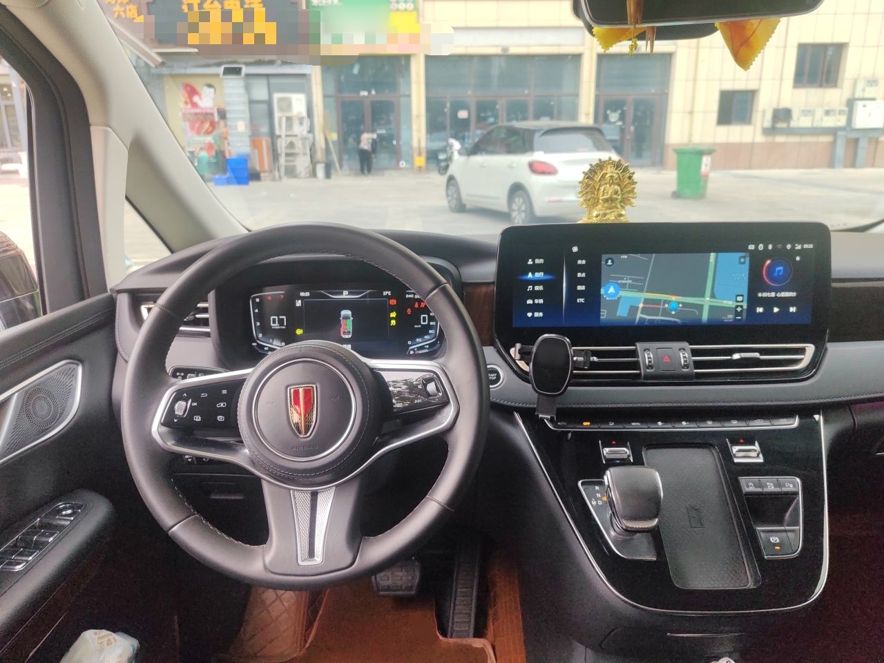 Hongqi HQ9 2023 2.0T Smart Connect Flagship Edition - Chinese Trim Chang — снимка 10