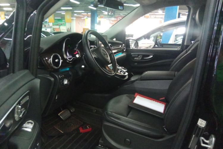 Used Mercedes-Benz V-Class 2018 V 260 Prestige Edition China VI