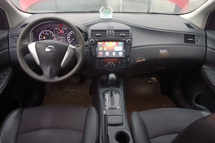 Used Nissan Tiida 2011 1.6L CVT Smart Version Center Console