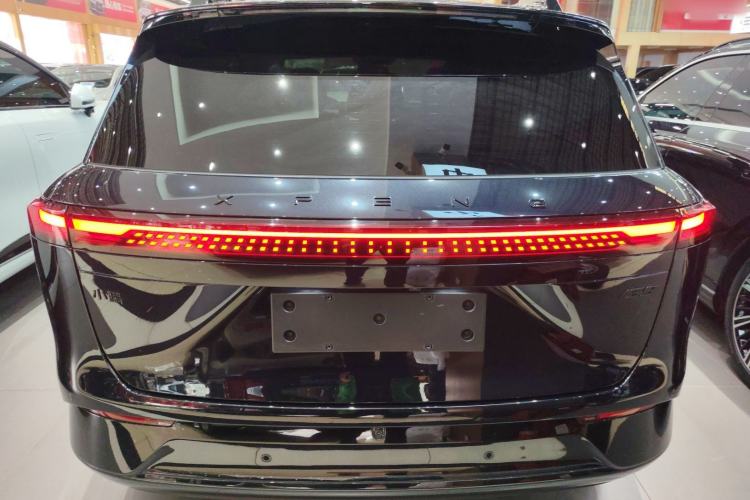 Used XPeng G9 2025 725 with Ultra-Long Range Max