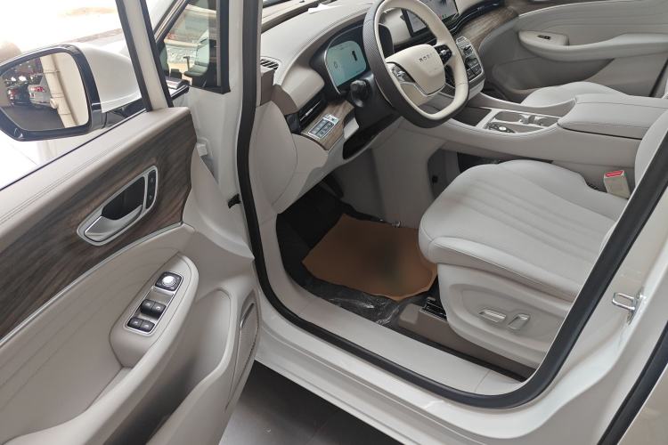 Used Roewe iMAX8 New Energy 2025 1.5T DMH Lu Zun Deluxe Edition
