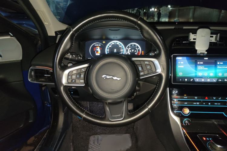 Used Jaguar XEL 2019 2.0T 200 PS Deluxe Edition