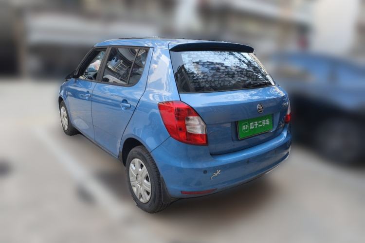 Used Skoda Fabia 2014 1.4L Manual Crystal Edition

