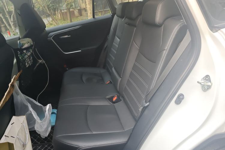 Used Toyota Wildlander 2023 2.0L CVT Two-Wheel Drive Luxury PLUS Edition
