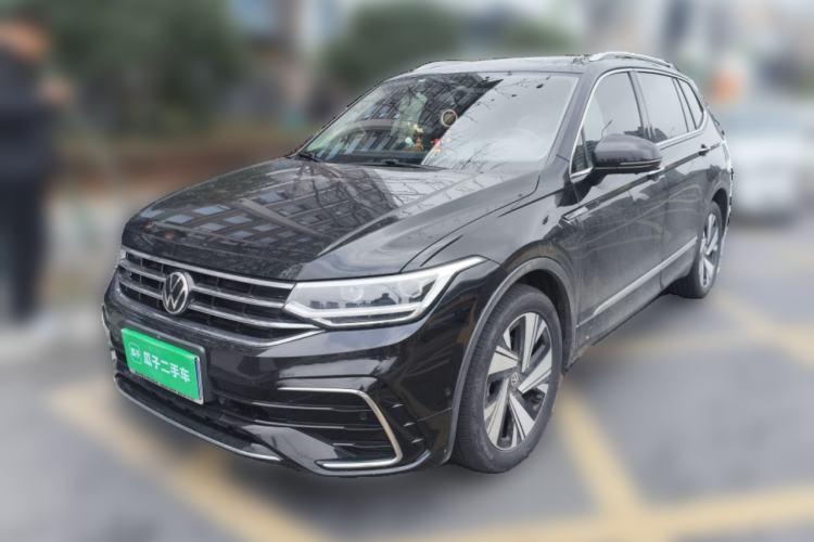 Used Volkswagen Tiguan L 2023 Restyled 330TSI Automatic Two-Wheel Drive R-Line Enhanced Comfort Version