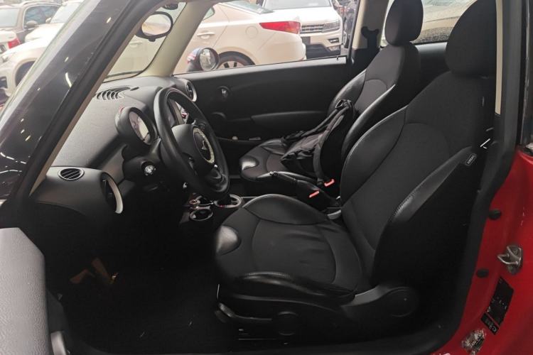 Used MINI 2011 1.6L COOPER Fun
