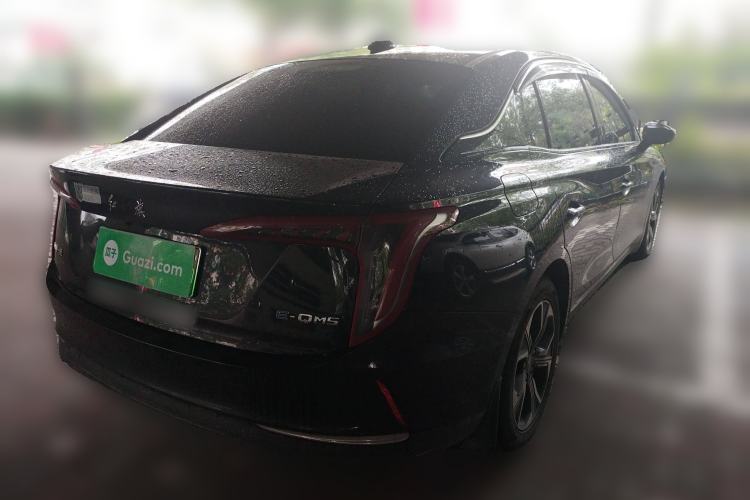 Used Hongqi E-QM5 2022 431 km Charge & Enjoy Edition