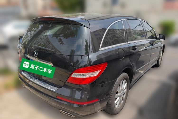 Used Mercedes-Benz R-Class 2011 R 300 L Business Model Rear Right 45 Deg