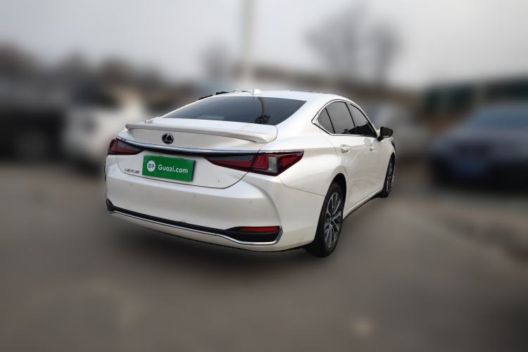 Used Lexus ES 2021 200 Excellence Edition