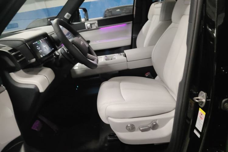 Used Formula Leopard Tai 7 2025 Model 200 km Two-Wheel Drive Max Edition