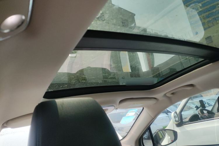 Used BYD Yuan New Energy 2018 EV360 Smart Connected Cool Model