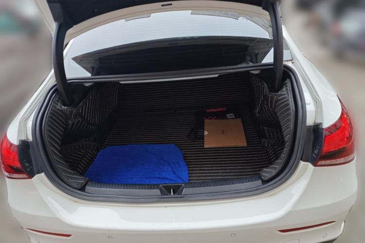 Used Mercedes-Benz A-Class 2020 Restyled A 200 L Sport Sedan Fashion Version