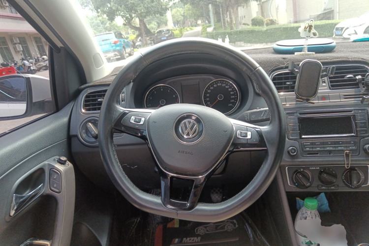 Used Volkswagen Polo 2016 1.6L Manual Comfort Model