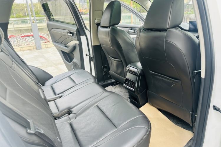 Used Wey VV6 2018 2.0T Four-Wheel Drive Flagship Version China V Standard
