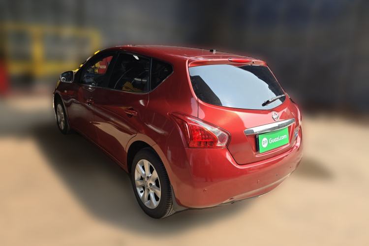 Used Nissan Tiida 2011 1.6L Manual Comfort Edition