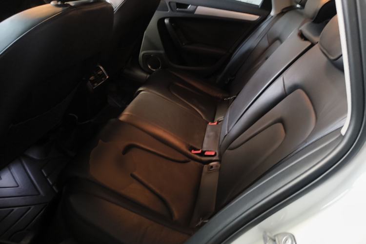 Używany Audi A4 2014 40 TFSI allroad quattro plus version