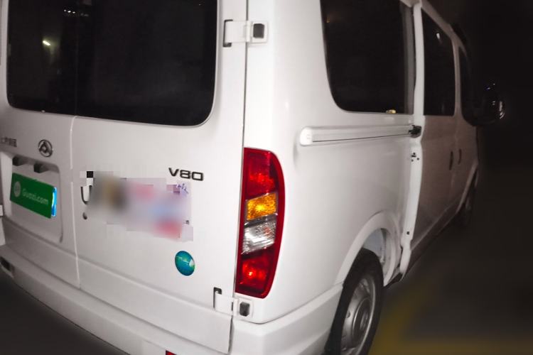 Used SAIC MAXUS Xintu V80 2023 2.0T Manual Classic Aoyuntong Short Wheelbase Ultra-Low Roof 7/8/9-Seater
