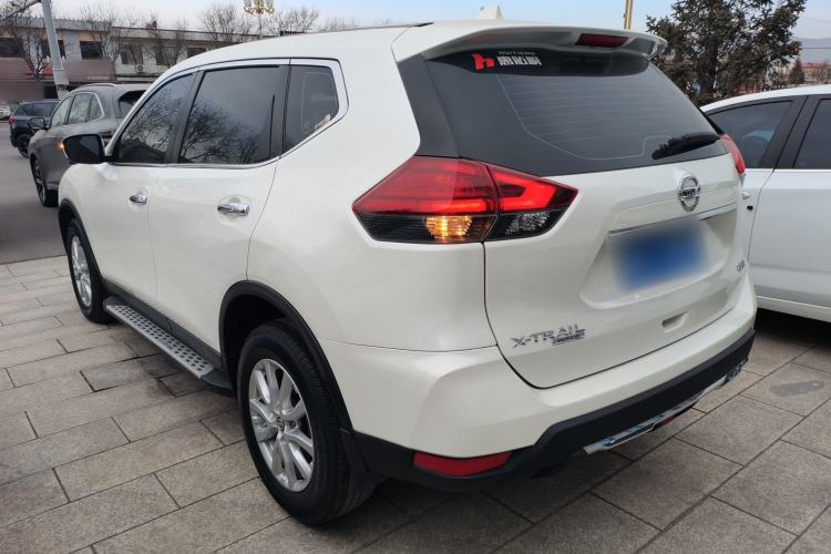 Used Nissan X-Trail 2022 2.0L Two-Wheel Drive Smart Connect Premium Edition