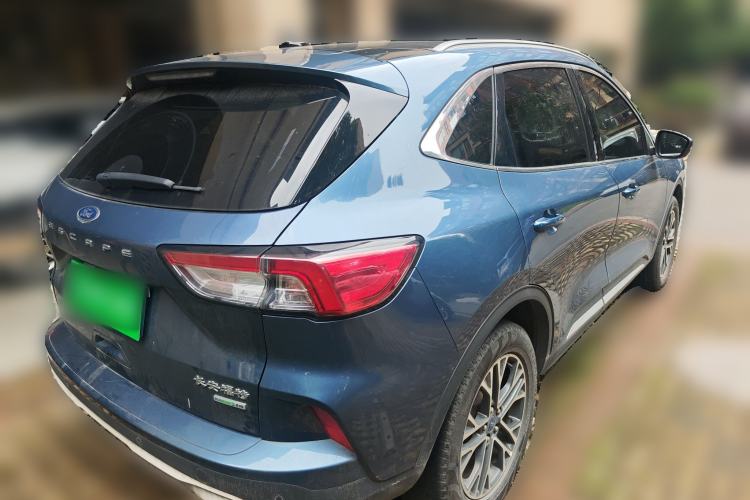 Used Ford Escape 2020 EcoBoost 245 Two-Wheel-Drive Titanium Edition
