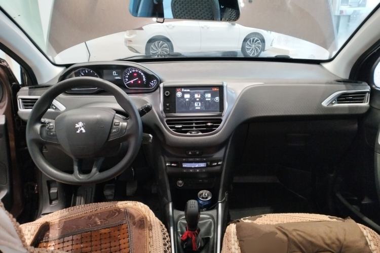 Used Peugeot 2008 2014 1.6L Manual Fashion Edition