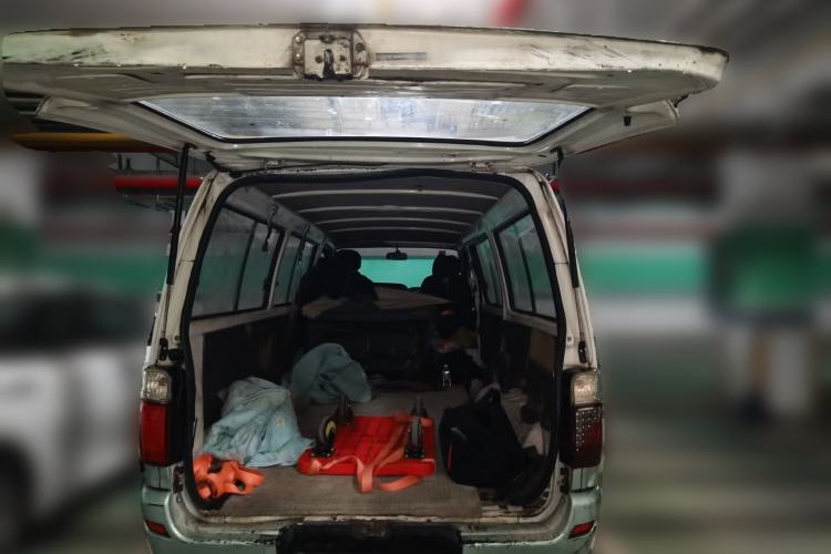 Used Jinbei Hiace 2014 2.0L 5th Generation Kuaiyunwang Business Version 4G19 Trunk