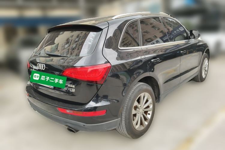 Used Audi Q5 2013 40 TFSI Technology Edition Rear Right 45 Deg