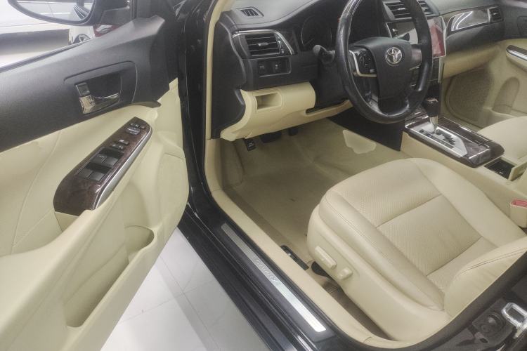 Used Toyota Camry 2015 2.0G Premier Edition