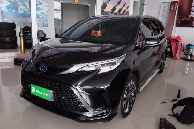 Used Toyota Granvia 2023 2.5L Hybrid Flagship VIP Edition