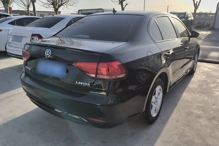 Used Volkswagen Lavida 2019 Lavida Start 1.5L Manual Fashion Edition China VI Standard Rear Right 45 Deg