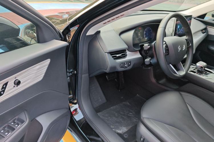 Used Hongqi E-QM5 2024 500km Range Edition
