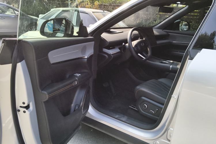 Used CHANGAN NEVO Q07 2025 215 Flagship PLUS
