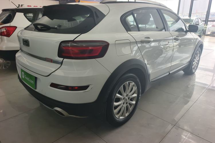 Used Qoros 3 2016 Urban SUV 1.6T Automatic Zhiyue Model