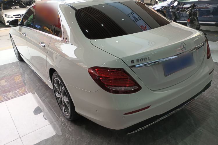 Used Mercedes-Benz E-Class 2020 E 300 L Sport Luxury Edition Rear Left 45 Deg