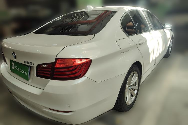 Used BMW 5 Series 2015 520i Elegant Edition