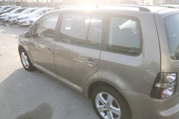 Used Volkswagen Touran 2015 1.4T DSG Comfort Edition 5 Seats