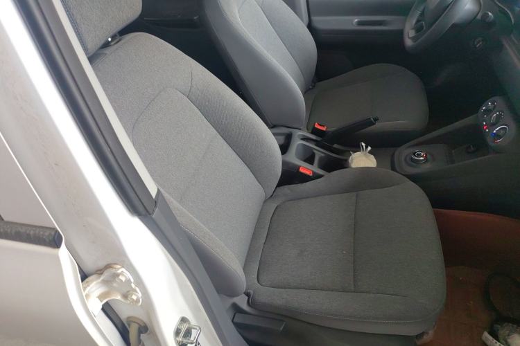 Used Wuling Hongguang New Energy 2024 All-Electric Model 300KM Standard Version Right Front Seat