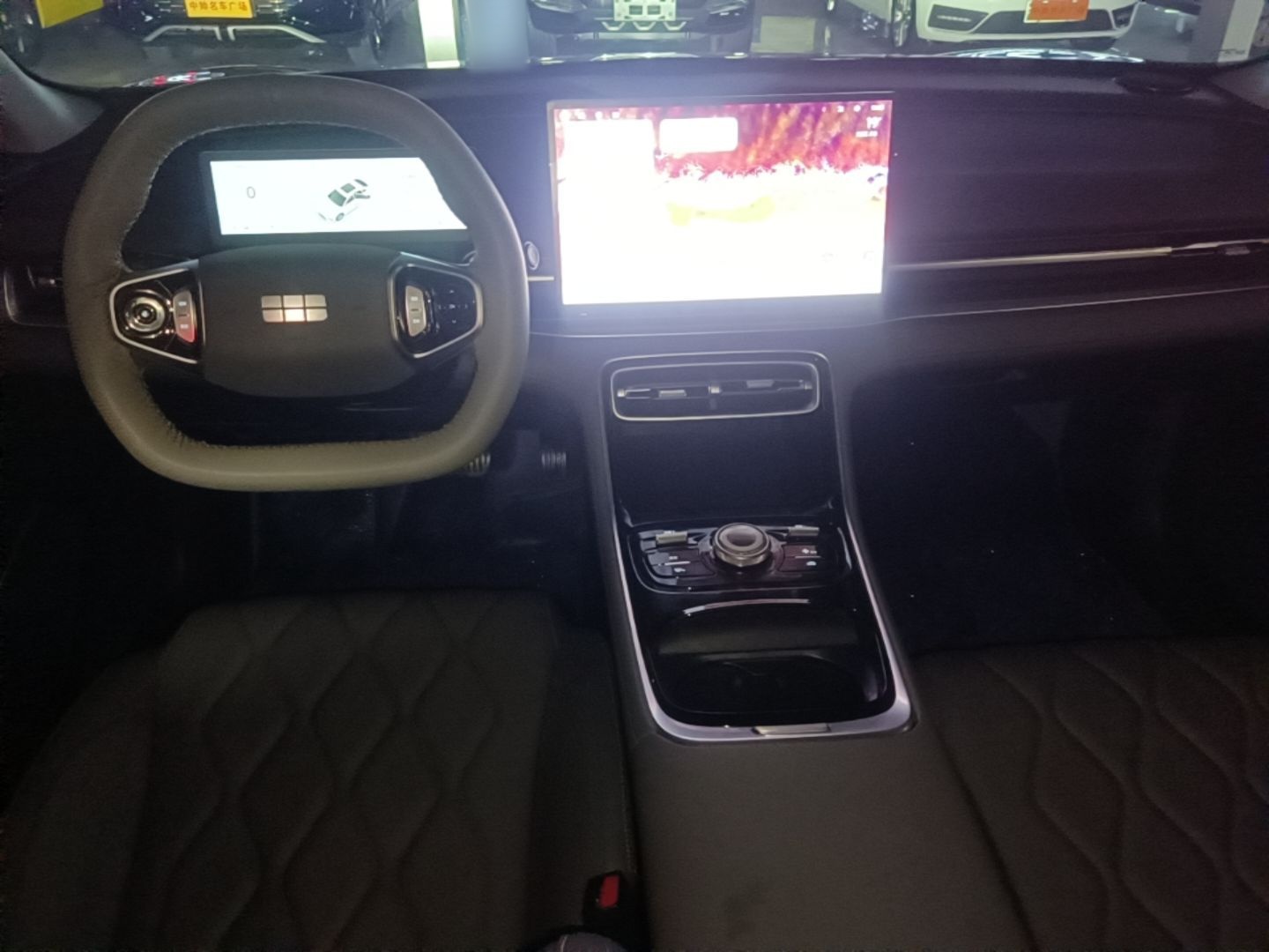 Geely Galaxy A7 2025 Model EM-i 70km Luxury Edition — снимка 12