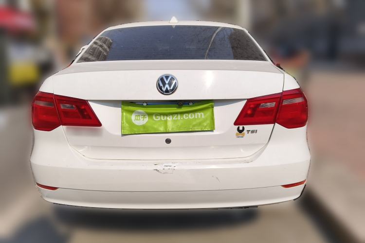 Used Volkswagen Jetta 2015 Value Edition 1.6L Manual Fashionable Style